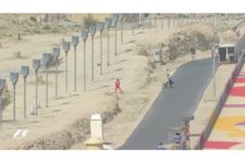 【FP1動画】砂漠を歩くライコネン･･･F1バーレーンGPフリー走行1回目ハイライト