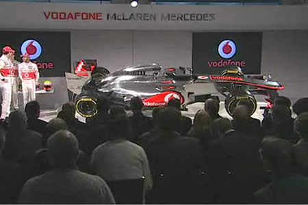 マクラーレン、2012年型F1マシンMP4-27を発表　ノーズに段差なし