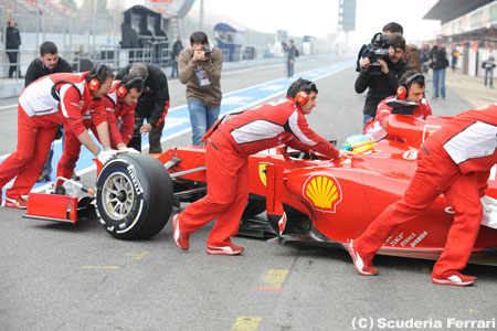 フェラーリの苦境は“ドラマチックだ”と語る元F1王者