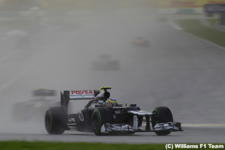 ブルーノ・セナ、雨のレースでポイント獲得