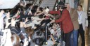 【映画】ジョニー・デップ来日。空港にも大勢のファン『ダーク・シャドウ』ジャパンプレミア