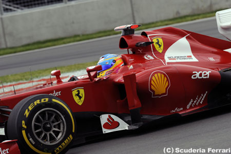 F1ヨーロッパGPのポールポジションを狙うフェラーリ