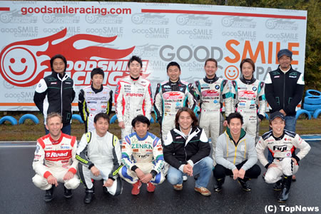 小林可夢偉、グッドスマイルレーシング・カートグランプリでファンと交流