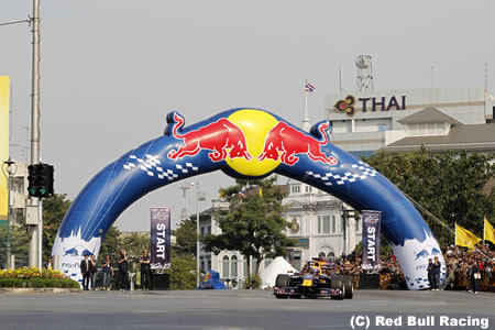 タイ、2015年F1開催断念も。公道レース禁止法案が可決