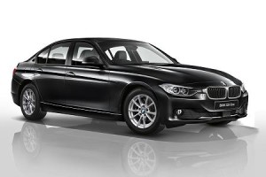 BMW、安全装備と情報通信機能を充実させた特別仕様車「320iコア」を発売