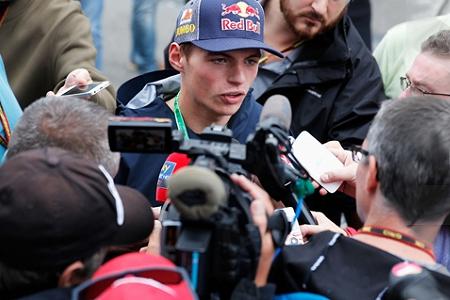 来季F1デビューが決まった16歳のフェルスタッペン。現役ドライバーたちの感想は？