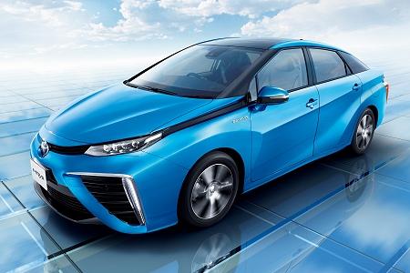 トヨタ、セダンタイプの新型燃料電池自動車「ミライ」を12月に発売