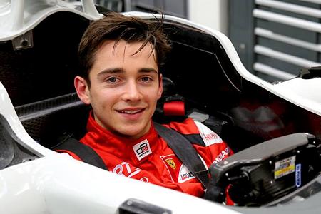 フェラーリ、18歳の新人をテスト／シルバーストーンF1合同テスト