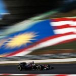【P1レポート】ホンダ新PUのアロンソが5位と好調　ルノーから出火で一時騒然／F1マレーシアGP
