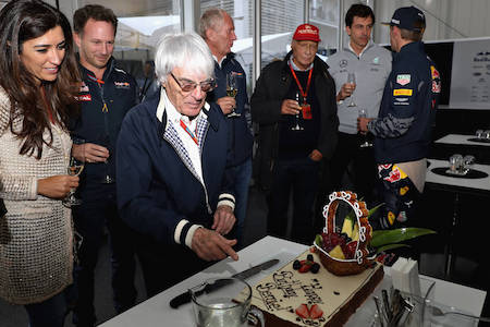 バーニー・エクレストン86歳の誕生日をF1チーム代表たちとドライバーが祝う