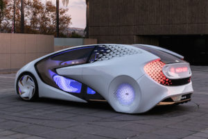 近未来！トヨタ、未来のコンセプトカー「TOYOTA Concept-愛i」をCESで公開