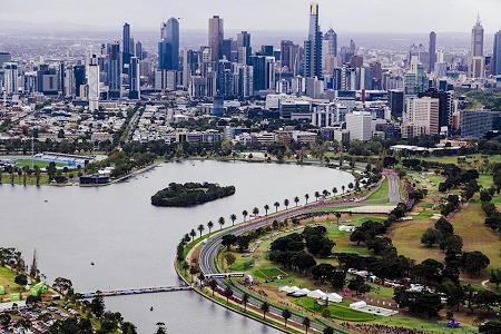 ライバル都市シドニーの動きを警戒するメルボルン