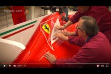【動画】深紅のフェラーリF1にステッカーを貼る映像･･･『SF70H』最終仕上げ