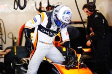 【最終F1テスト：最終日】マクラーレン・ホンダのアロンソがストップ･･･ロングランができない？