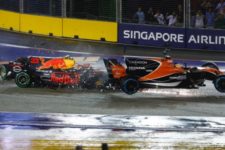 【決勝レース速報】F1初の雨のナイトレースは大波乱／F1シンガポールGP