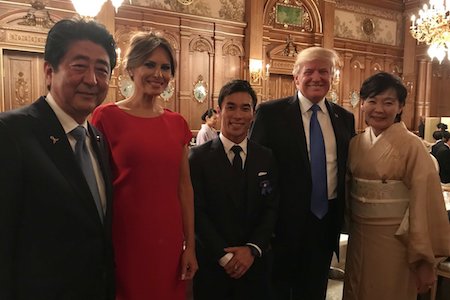 佐藤琢磨、安倍首相主催のトランプ大統領を歓迎する晩餐会に出席、NSXで迎賓館へ