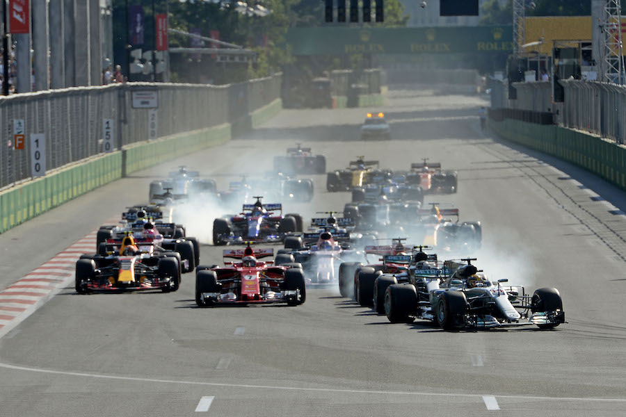 【F1】アゼルバイジャンGPとの開催契約を更新　F1ファンが2年連続「今シーズン最高のレース」に選出した人気のレース