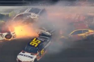 【動画】NASCAR、デイトナ500で21台を巻き込む大クラッシュ！