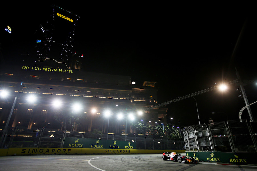 【FP2】レッドブル・ホンダとメルセデスは0.184秒差／F1シンガポールGP