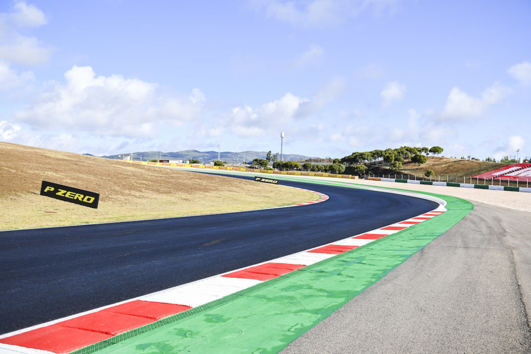 F1ポルトガルGP予選はコース補修のため30分遅れでスタート予定
