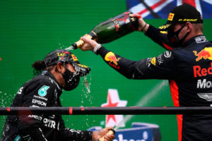 【レッドブル・ホンダ】フェルスタッペン「3位は期待通りで満足。『最速ピットストップ』のお祝いにメカニックにはビールを楽しんでほしい」／F1ポルトガルGP