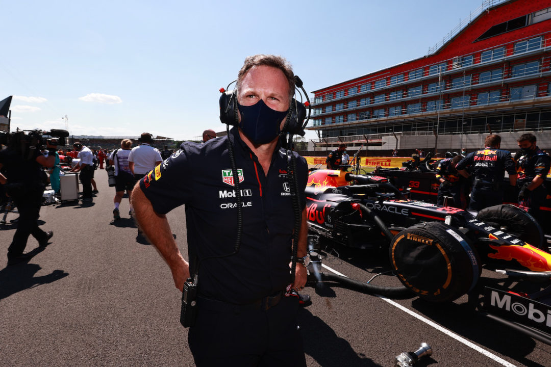 【レッドブル・ホンダ】ホーナー代表「ルイスの判断ミスで納得できない」／F1イギリスGP