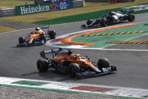マクラーレンF1のノリス、ハミルトンからのプレッシャーに勝って4番手フィニッシュ「ソフトタイヤは良い判断だった」／F1イタリアGPスプリント予選