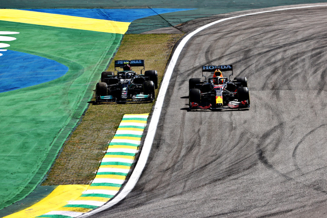 F1ドライバーたちは木曜日の聴聞会を前に“フェルスタッペンを支持”。ブラジルで3位転落やカタールでグリッド降格もありえる？