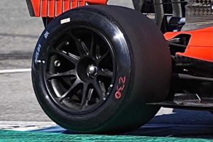 F1チームは供給タイヤセットの自由選択を望んでいないとピレリのF1責任者