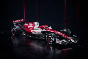 【画像・動画：F1新車】アルファロメオ、2022年の新車『C42』発表！