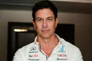 FIAがまたもやレースディレクターを更迭･･･ハミルトン「F1は混乱している」今でも激怒のメルセデスF1代表はハーバードで恨み節