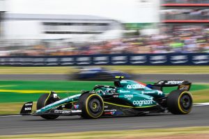 フェルナンド・アロンソ、アストンマーティンF1のライバルたちは「よくやっている」