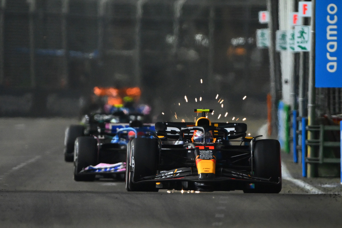 ペレス「日本で巻き返すよ」F1シンガポールGPは8位入賞「予想していた通りタフでタイミングも戦略もうまくいかなかった」