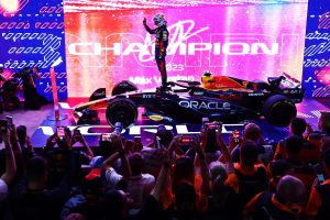 【F1カタールGP：スプリント】フェルスタッペンが3年連続タイトル獲得！新人ピアストリがスプリント初勝利！