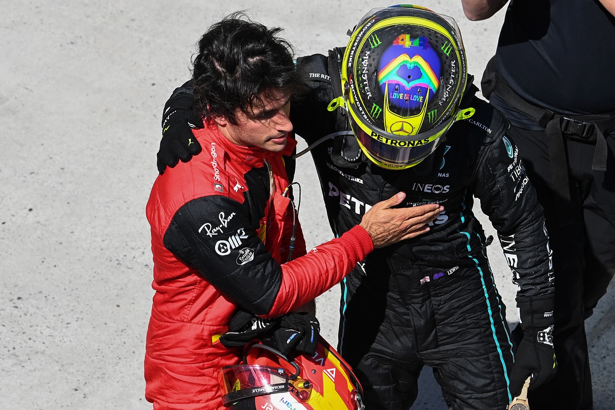 「得したのはフェラーリよりハミルトン」と元トヨタF1ドライバー「サインツは“F1の力学”を知っている」