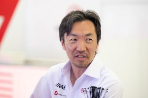 小松礼雄ハースF1代表「Q3進出に本当に満足」レースに備えたタイヤ戦略でポイント獲得目指す